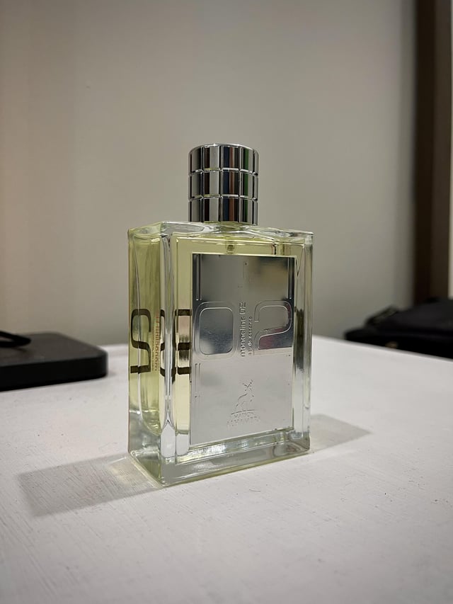 عطر  اسنتریک  مولکول 02